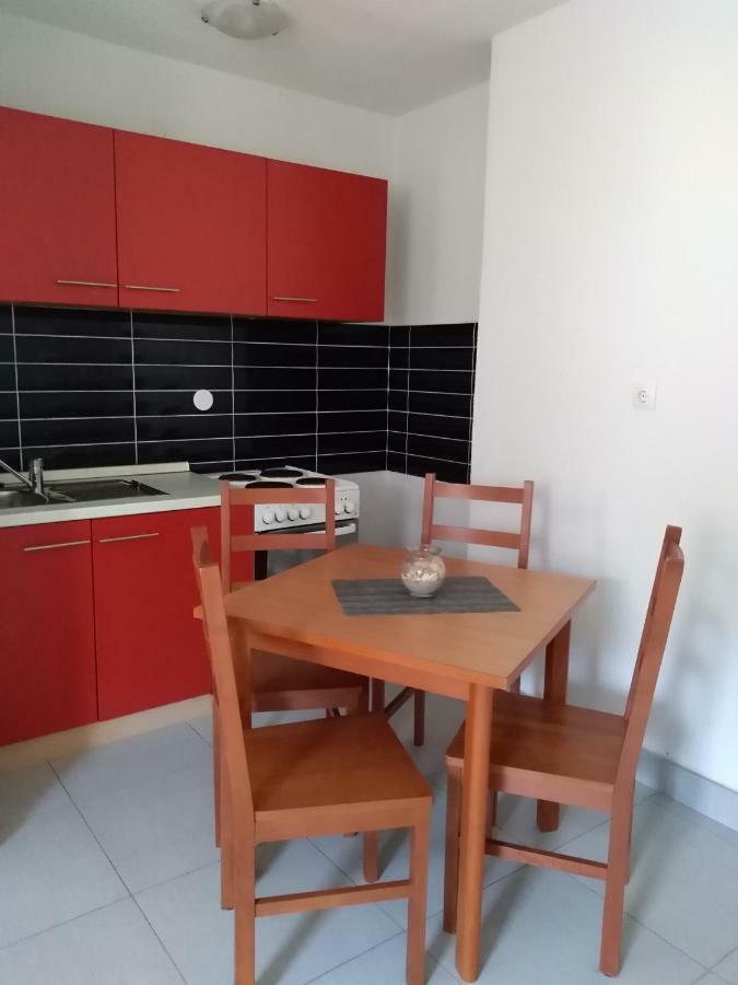 Apartman Lilly Ловран Екстер'єр фото
